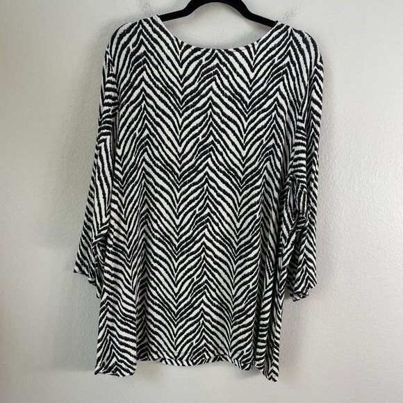 Susan Graver Weekend Womens Plus 2X Zebra Print V Neck Tunic Top Liquid Knit - Picture 9 of 9